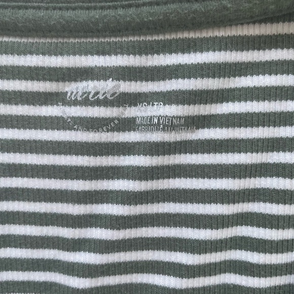 Aerie tank top stripe green white women’s casual lightweight coquette minimalist - Picture 3 of 3
